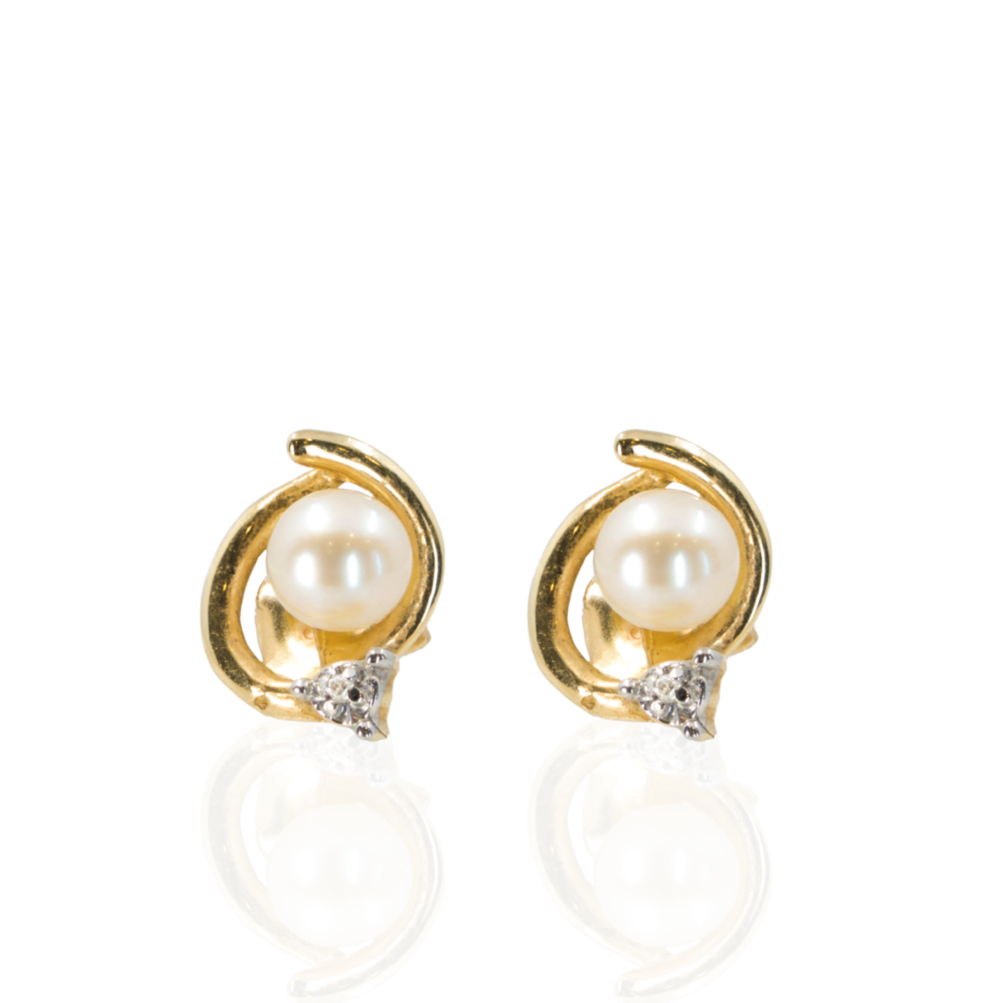 10K Yellow Gold | Classic Pearl Studs | Diamond Accents