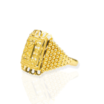 22K Women's Yellow gold ring size 7