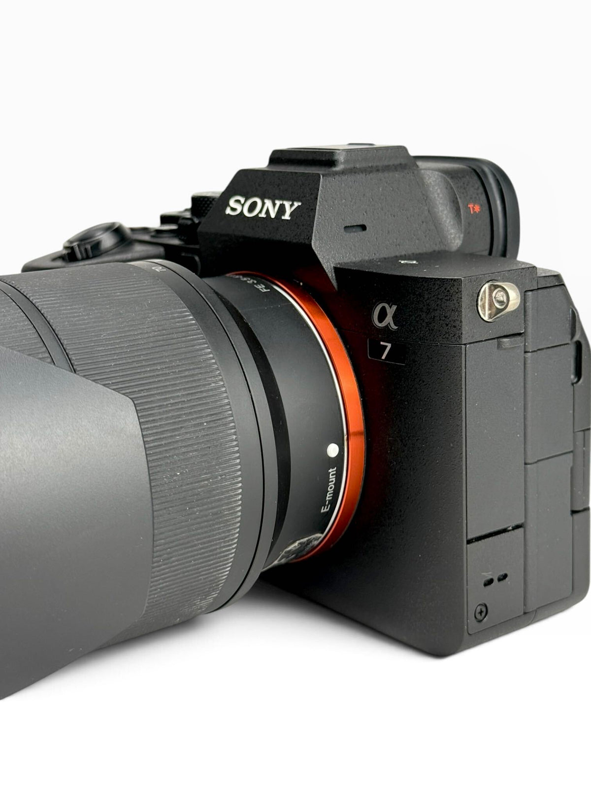 Sony Alpha a7 IV ILCE-7M4 w/ FE 28-70mm Lens
