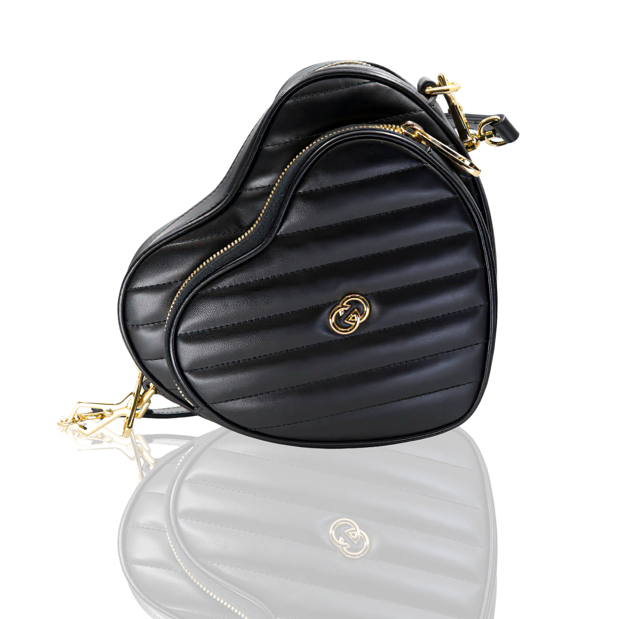 Gucci |  Interlocking G Heart Shaped Shoulder Bag